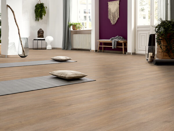 METRO PLUS PLANK ELBA OAK BEIGE LAMINATE FLOORING AC5