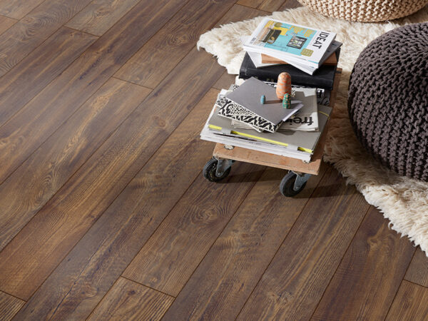 MAMMUT LONG PLANK MOUNTAIN PINE NATURE LAMINATE FLOORING AC5