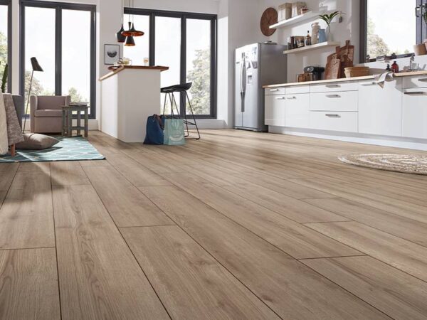 SUITE PLANK LUXOR OAK GREY LAMINATE FLOORING AC5