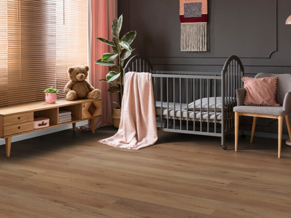 METRO PLUS PLANK VIVERO OAK BROWN LAMINATE FLOORING AC5